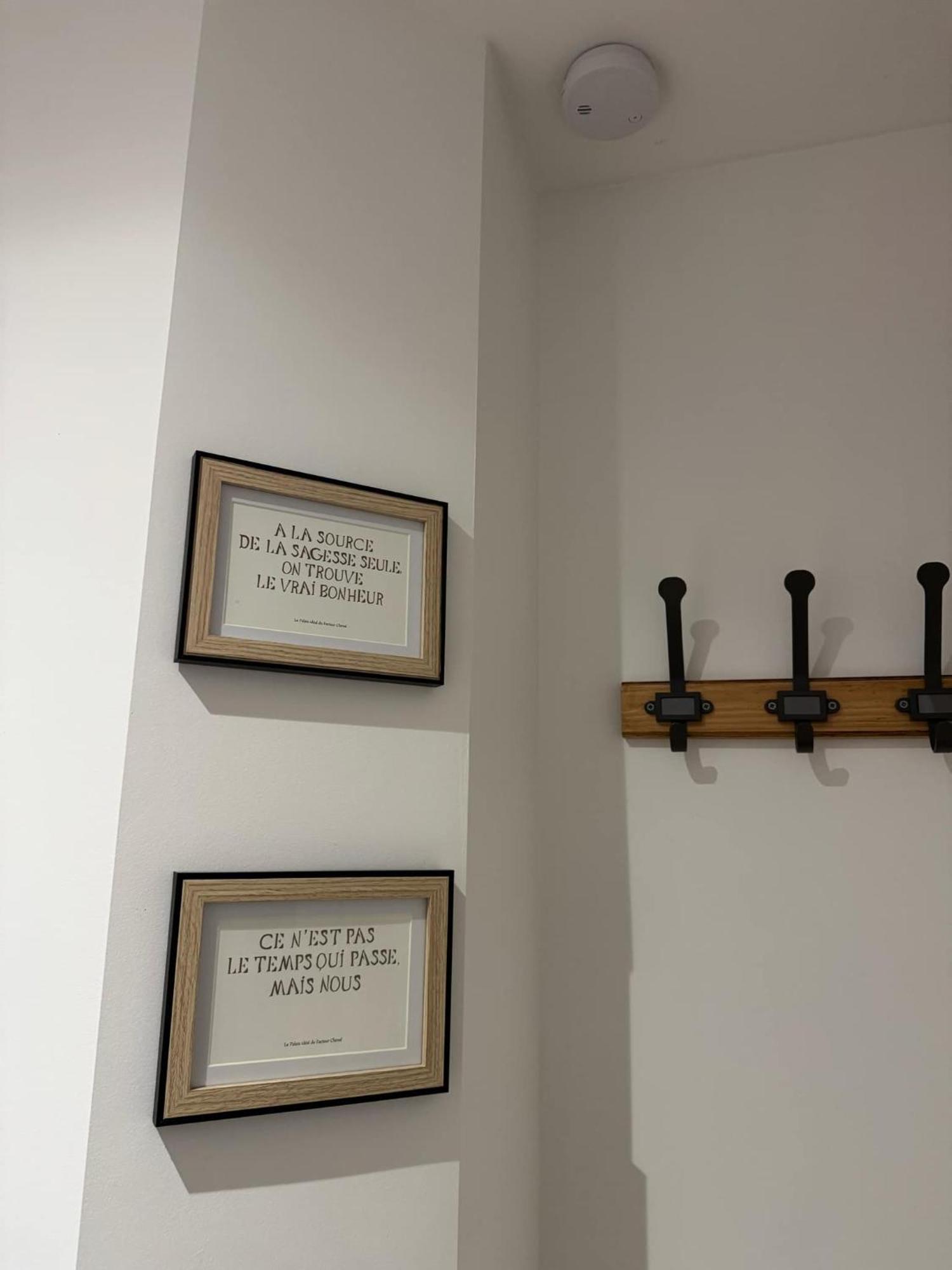 Chez Christian Et Valerie Apartment Rocbaron Екстериор снимка